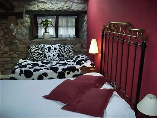 拉霍尤卡德尔帕斯酒店 3*